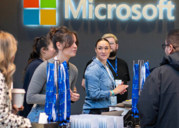 Microsoft Unveils AI Newsroom Ventures with Semafor and Partners Amidst NYT Legal Battle