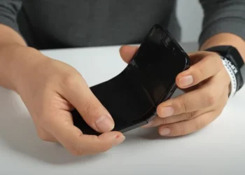 New Report Suggests Apple’s Foldable Device Might Be a Tablet or Laptop, Not an iPhone