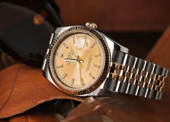 Timeless Elegance: The Rolex Datejust – A Reflection of Style and Substance