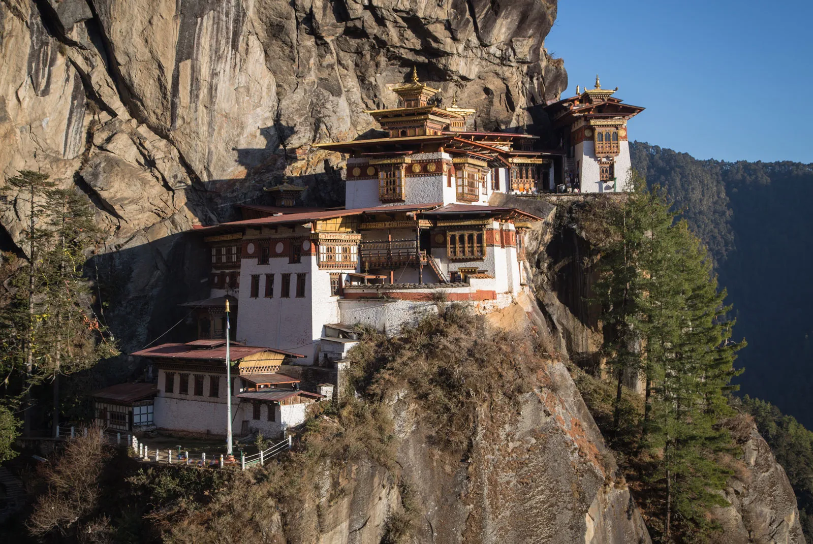 Exploring the Enchanting Charms of Bhutan: A Journey into the Heart of the Himalayas